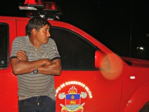 Tratorista Rodinei Vieira se salvou depois que caminhonete caiu em rio (Foto: Aliny Mary Dias/G1 MS)