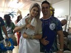 Janaina Santucci anuncia noivado na Sapucaí: 'Surpresa e emocionada'