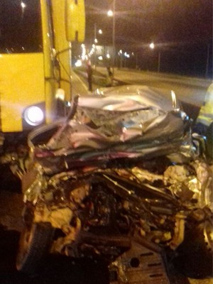 Homem morre ao dirigir na contramão e bater em caminhão na Fernão Dias  (Foto: Divulgação/ PRF)