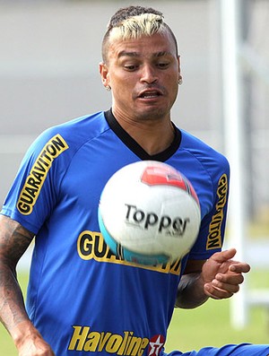 Fabio Ferreira no treino do Botafogo (Foto: Paulo Nicolella / Ag. O Globo) Fabio Ferreira no treino do Botafogo (Foto: Paulo Nicolella / Ag. O Globo)
