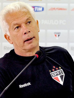 Leão na coletiva do São Paulo (Foto: João Pires / Vipcomm)