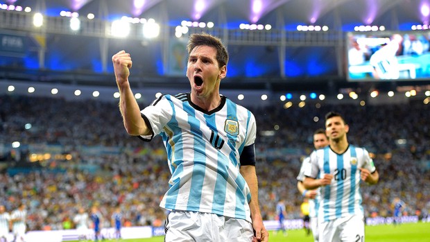 Messi comemora gol da Argentina x Bósnia (Foto: AFP)