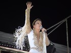 Claudia Leitte comanda trio em Salvador na segunda-feira de carnaval