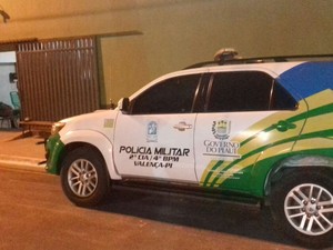 Polícia Militar prende homem suspeito de estuprar a enteada em Valença (Foto: Divulgação/Polícia Militar) Polícia Militar prende homem suspeito de estuprar a enteada em Valença (Foto: Divulgação/Polícia Militar)