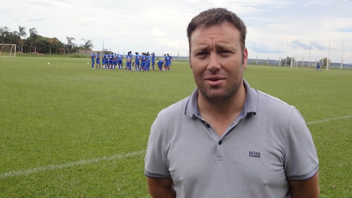 Marco Aurélio Martins, diretor executivo do Grêmio Anápolis (Foto: Sílvio Túlio/GloboEsporte.com)