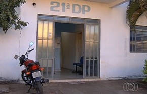Juíz ordena a interdição do 21º Distrito Policial de Goiânia, Goiás (Foto: Reprodução/ TV Anhanguera)