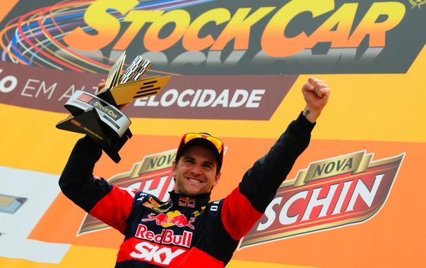 Daniel Serra vitória Stock Car Velopark (Foto: Duda Bairros / Stock Car)