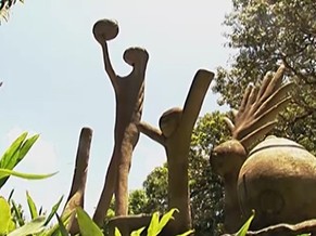 Rede Globo > acao - Pajé preserva cultura indígena no Pará e propaga crença  nos Caruanas