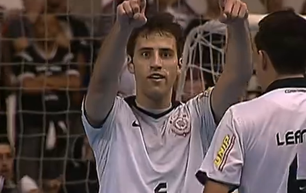 Corinthians, de Arthur, vence São José pela Liga Futsal (Foto: Reprodução SporTV)