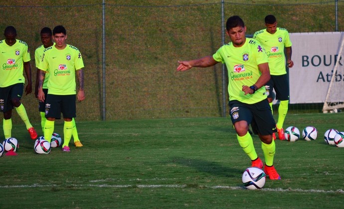 Judivan Cruzeiro treino seleção brasileira sub-20 Brasil (Foto: Danilo Sardinha/GloboEsporte.com)