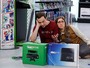 Sheldon fica na dúvida entre PS4 e Xbox One em 