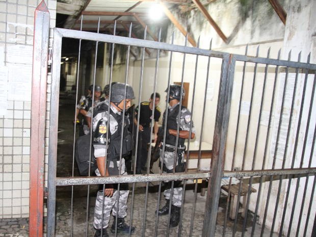Em março de 2012, presos da cela 5 da carceragem do Centro de Triagem tentaram fugir. (Foto: Cláudio Pinheiro/O Liberal)
