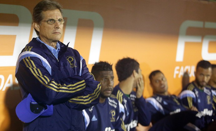 Oswaldo compara clamor por Gabriel Jesus a frenesi pelos Beatles: 