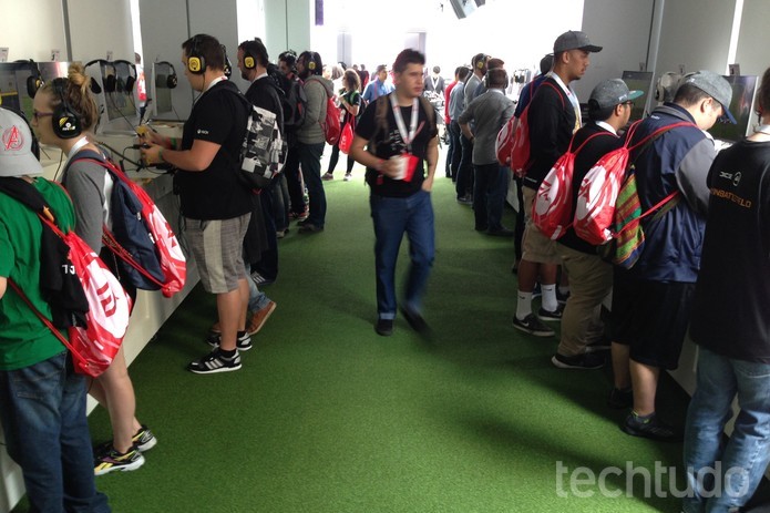O TechTudo testou Fifa 17 na E3 2016 (Foto: Felipe Vinha/TechTudo) O TechTudo testou Fifa 17 na E3 2016 (Foto: Felipe Vinha/TechTudo)