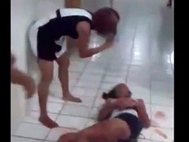 Travesti é esfaqueada na BA e depois sofre agressão em hospital (Reprodução/ Facebook)