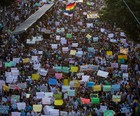 Recife: protesto reúne 100 mil pessoas (Yasuyoshi Chiba/AFP)
