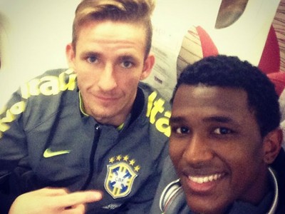 Léo Pereira e Douglas Coutinho, do Atlético-PR (Foto: Reprodução/ Instagram)