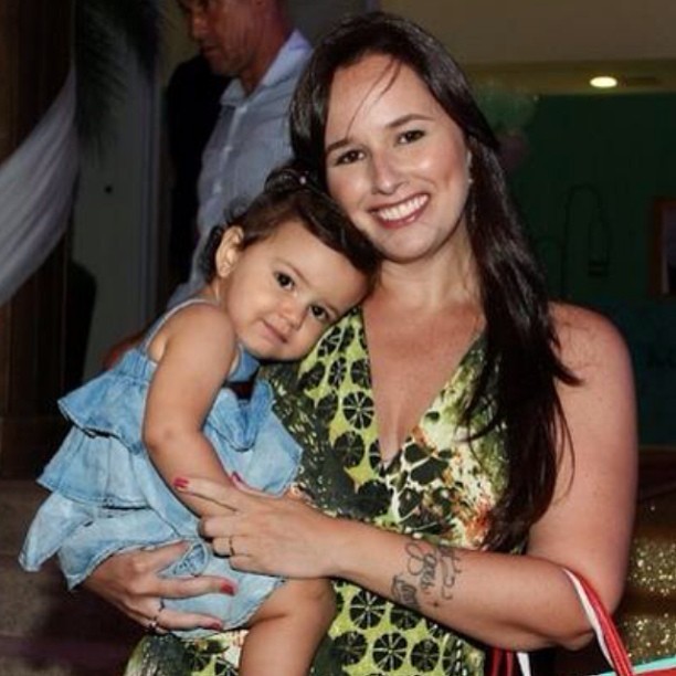 Mariana belém e a filha, Laura (Foto: Reprodução/Instagram)