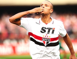 Comemoração Luis Fabiano, São Paulo e Palmeiras (Foto: Marcos Ribolli / Globoesporte.com)