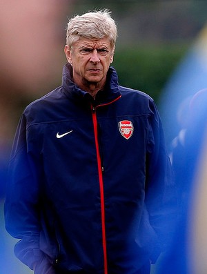 Arsene Wenger Arsenal treino (Foto: Agência Reuters)