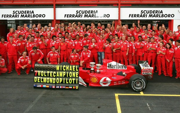 Michael Schumacher garantiu o heptacampeonato no GP da Bélgica de 2004 (Foto: Getty Images)