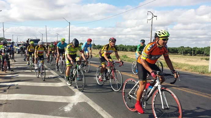 Ciclismo Petrolina (Foto: Luana Bernardes / TV Grande Rio)