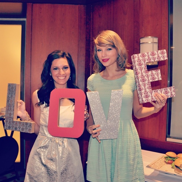 Gena Gabrielle e Taylor Swift (Foto: Reprodução/Instagram)