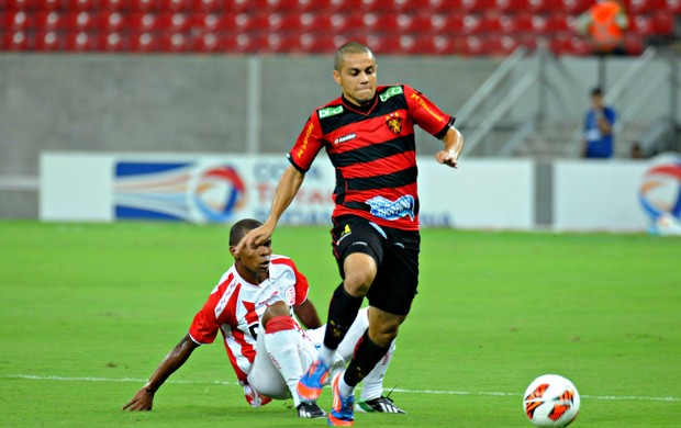 Náutico x Sport - Oziel - Felipe Azevedo (Foto: Aldo Carneiro/Pernambuco Press)