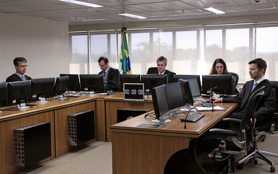 Juízes doi Tribunal Regional Federal da 4ª Região - TRF4  (Foto: Divulgação)