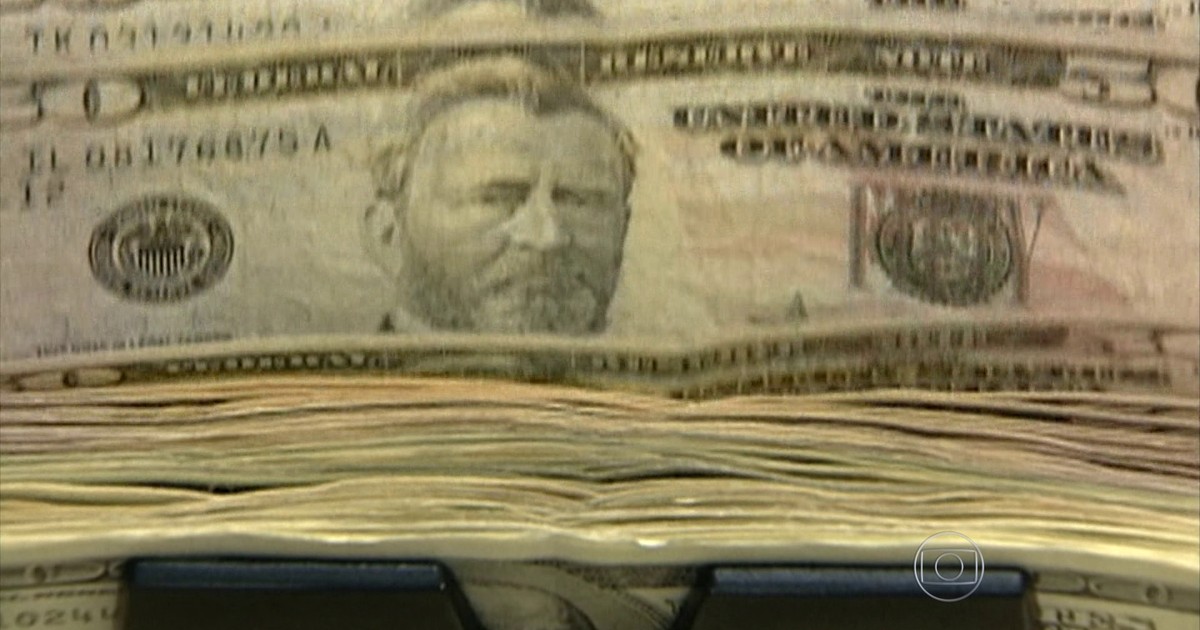 Jornal Nacional Lei cria programa para repatriar