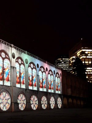 Arcos da Lapa ganham colorido especial com projeção de filme (Ag. O Globo)