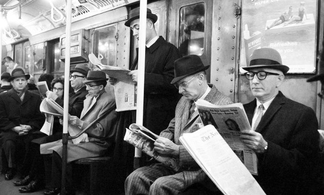 Metrô de Nova York, 1963  (Foto: Jacob Harrisn / AP)