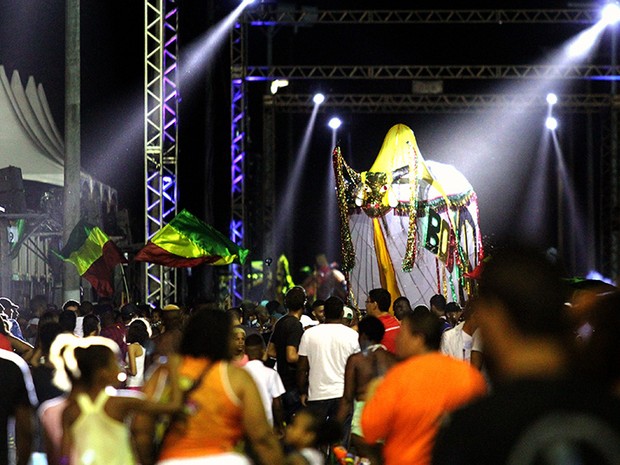 Bois Pintadinhos fizeram festa em Macaé (Foto: Flávio Sardou / Divulgação)