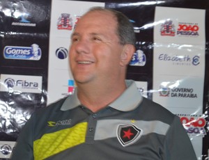 Marcelo Vilar, treinador do Botafogo-PB (Foto: Hévilla Wanderley / GloboEsporte.com/pb)