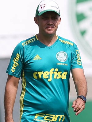 Menos altos e baixos: primeira meta de Eduardo na construção do Palmeiras