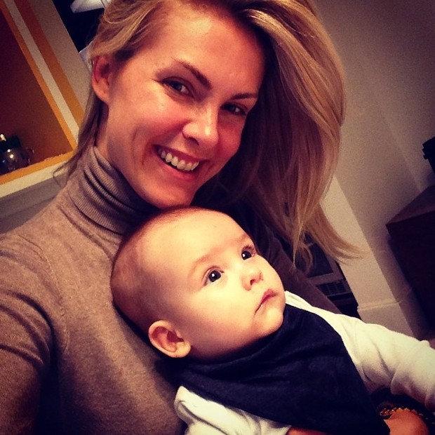 Ana Hickmann com o filho, Alexandre (Foto: Instagram / Reprodução)