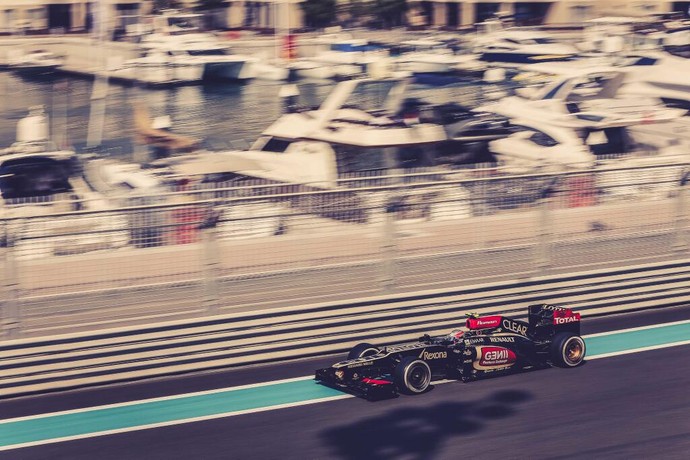 Romain Grosjean no treino livre para o GP de Abu Dhabi (Foto: Divulgação)