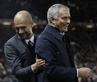 Guardiola Mourinho Manchester United Manchester City (Foto: Reuters)