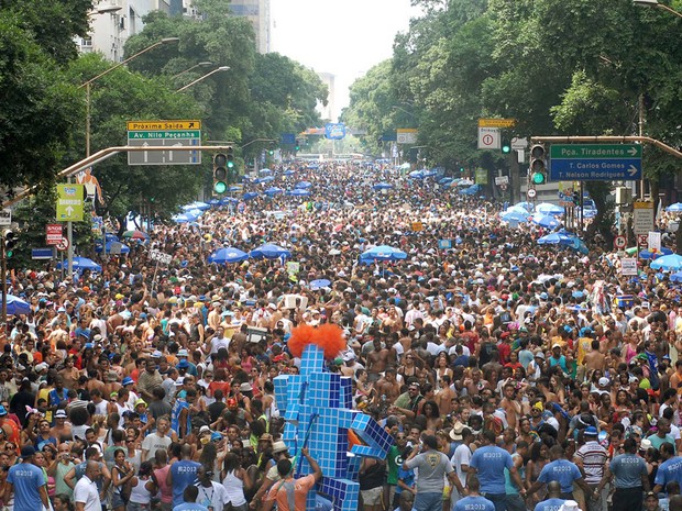 Desfile termina às 13h, na Cinelândia (Foto: Alexandre Durão/G1)