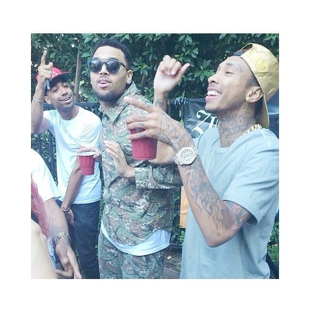 Chris Brown em festa com amigos (Foto: Reprodução/Instagram)