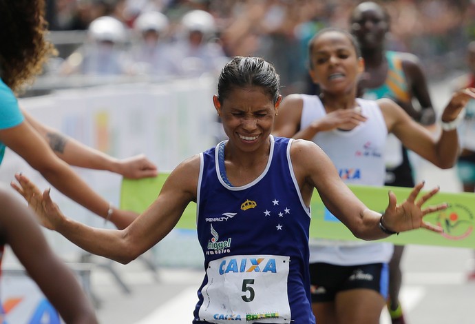 Sueli Pereira quarta colocada São Silvestre atletismo (Foto: Estadão Conteúdo)