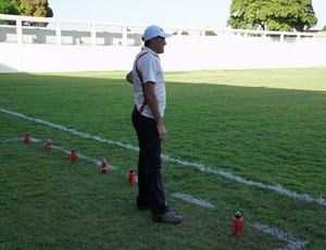 Lindenor Barbosa, técnico do Auto Esporte-PB (Foto: Rammom Monte)