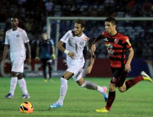 Neymar Santos x Flamengo-PI (Foto: Raoni Barbosa / VIPCOMM)