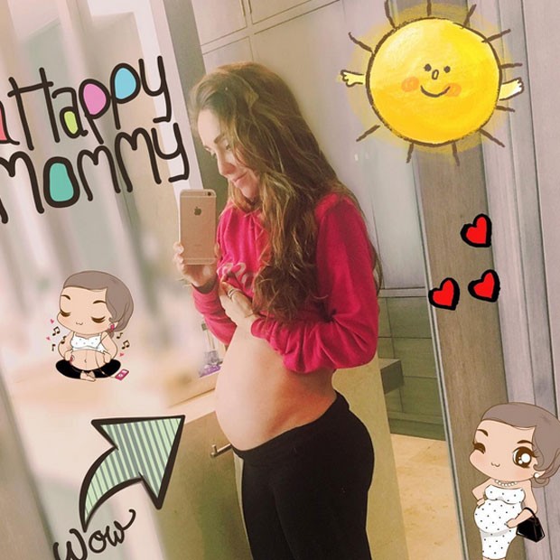 Anahí exibe barriguinha de grávida em rede social (Foto: Instagram/ Reprodução)