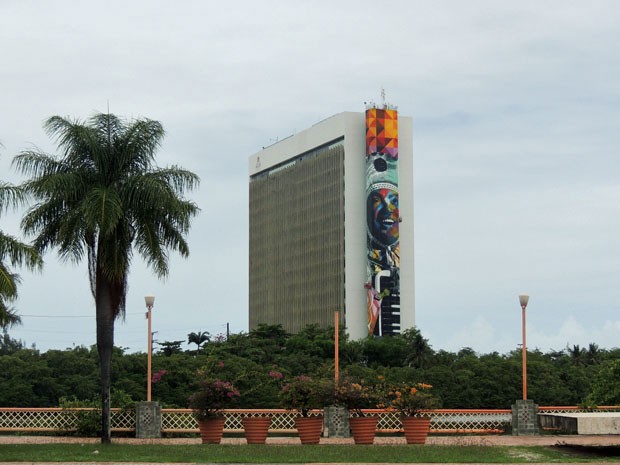 G1 - Recife Inaugura Painel De 77 Metros De Altura, Do Artista Eduardo ...