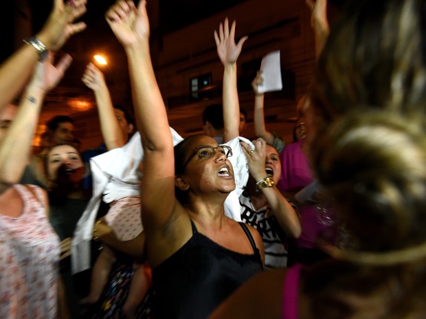 Reunião de 10h termina sem acordo entre mulheres de PMs e Governo (Foto: Fernando Madeira/ A Gazeta)