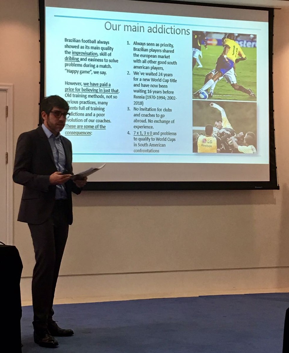 Trabalho final de Juninho foi sobre o futebol brasileiro (Foto: Divulgação)