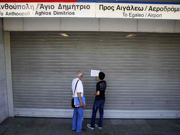 Economia - Grécia tem greve geral contra demissão de funcionários públicos
