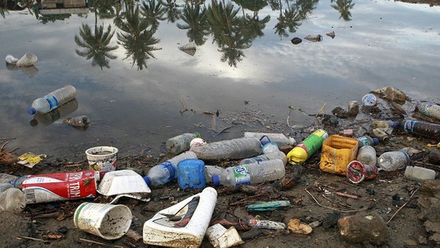 lixo, plástico (Foto: Martine Perret/ONU Meio Ambiente)