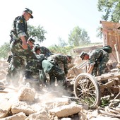 Nº de mortos na China após terremoto vai a 89 (Vai a 89 o nº de mortos após terremoto na China (Sobe a 89 o nº de mortos após terremoto (AFP))) Nº de mortos na China após terremoto vai a 89 (Vai a 89 o nº de mortos após terremoto na China (Sobe a 89 o nº de mortos após terremoto (AFP)))